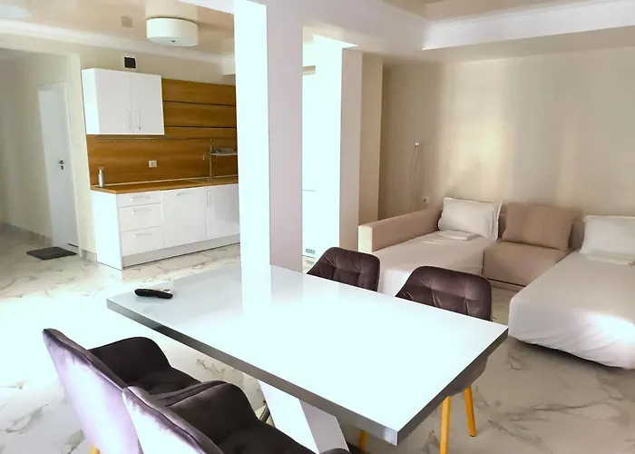 Ground Floor Appartement *